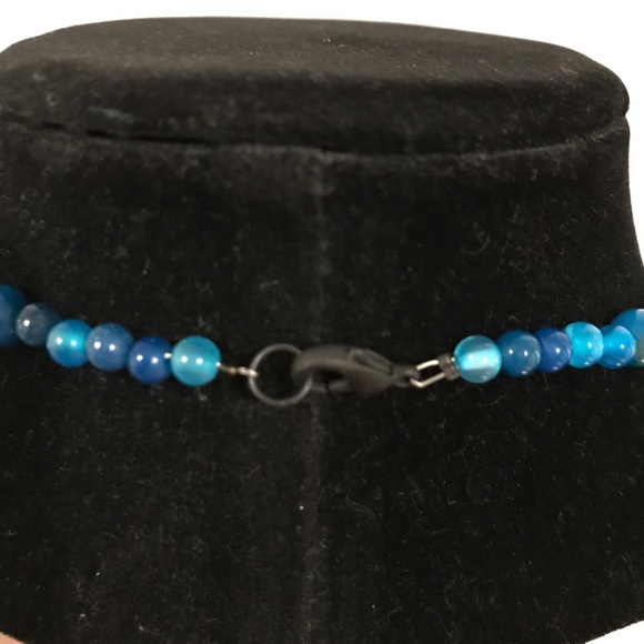 14 Kt Gold and blue agate necklace - Picture 4 of 5